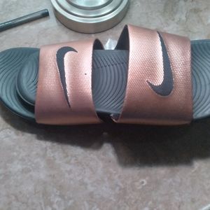 Nike slides
